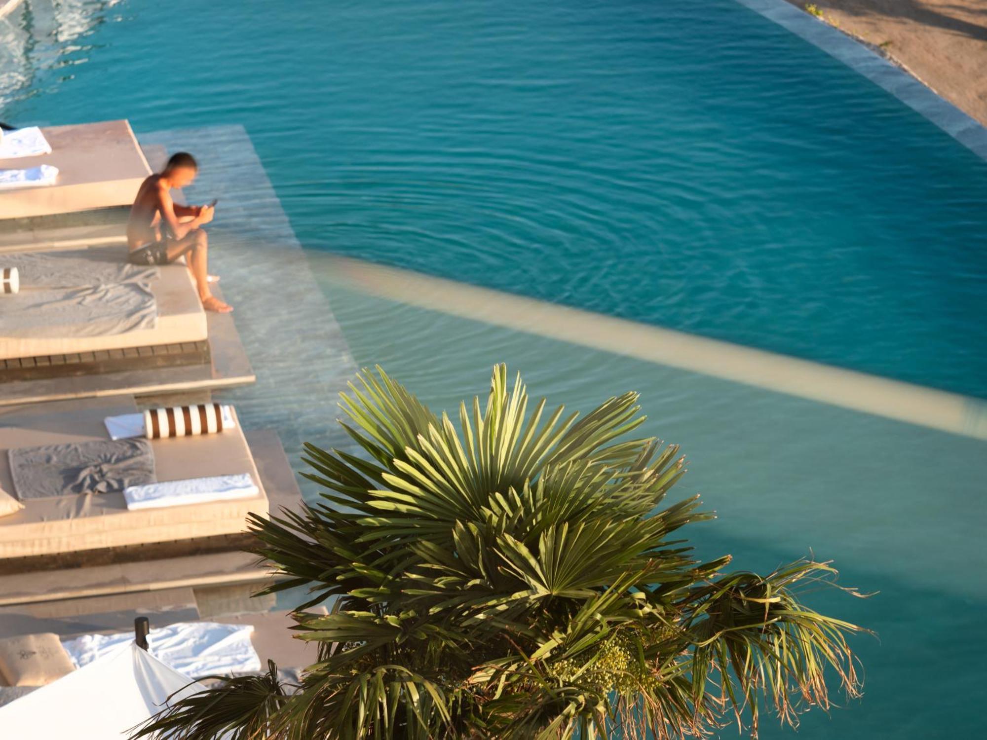 Nobus Hotel & Spa Vlorë Exterior foto